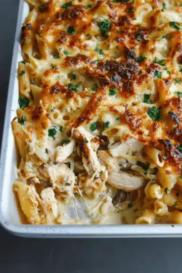 Creamy French onion chicken pasta bake