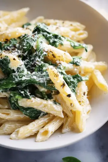 Pasta with Spinach, easy & quick!