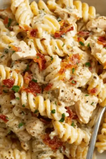 Chicken Bacon Ranch Pasta