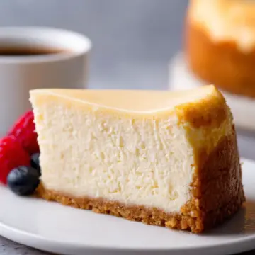 Classic New York Cheesecake