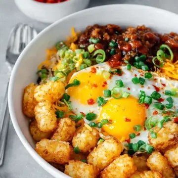 Tater Tot Breakfast Bowls