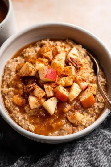 Apple Cinnamon Oatmeal