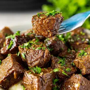 Slow Cooker Garlic Butter Steak Bites