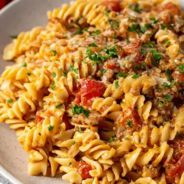 Easy Rotel Pasta